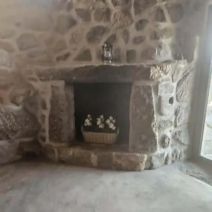 Gardunha Stone *