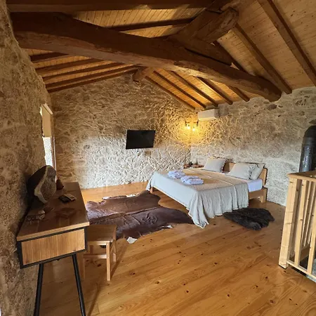 Alpstuga Gardunha Stone