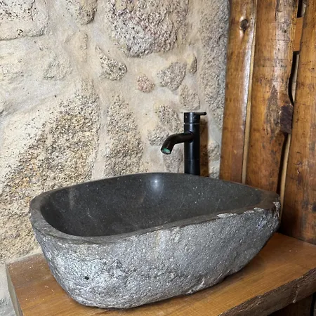 Alpstuga Gardunha Stone *