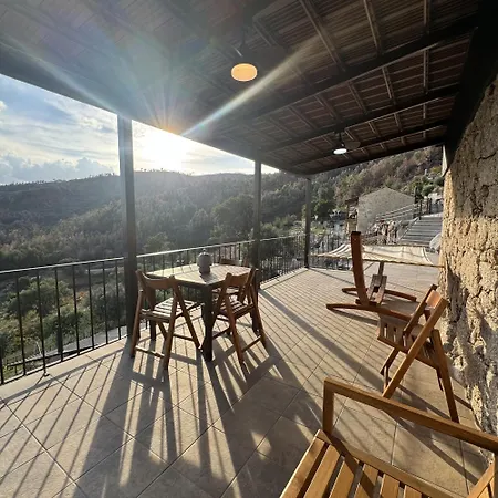 Dağ evi Gardunha Stone Lourical do Campo